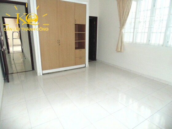 Phòng ngủ trên lầu Phòng ngủ trên lầu