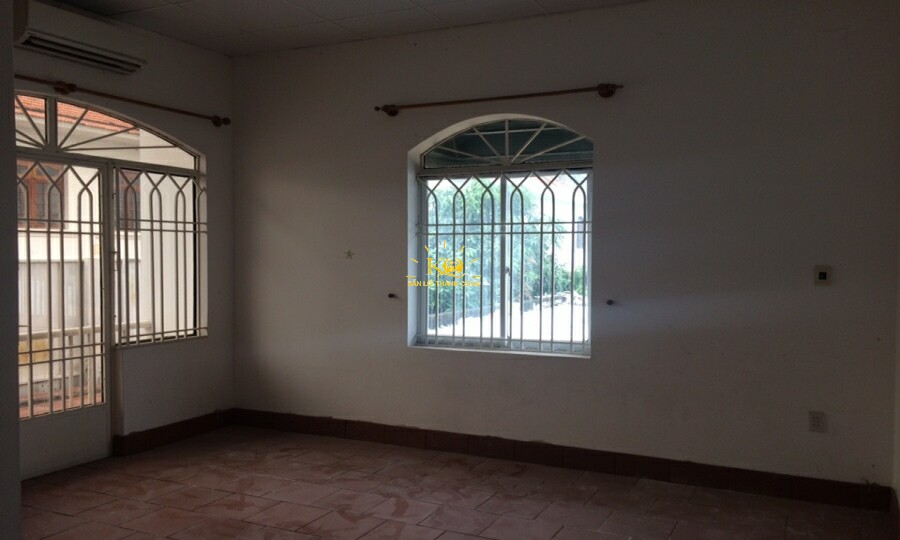 Không gian các phòng rộng thoáng. Không gian các phòng rộng thoáng.