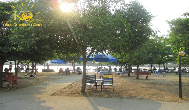 Khu công viên gần nhà Khu công viên gần nhà