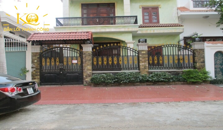 Mặt tiền trước nhà Mặt tiền trước nhà