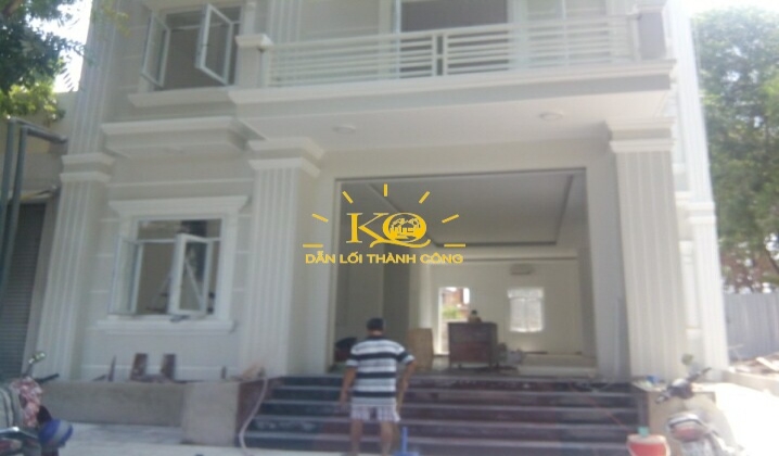 Không gian trước nhà Không gian trước nhà