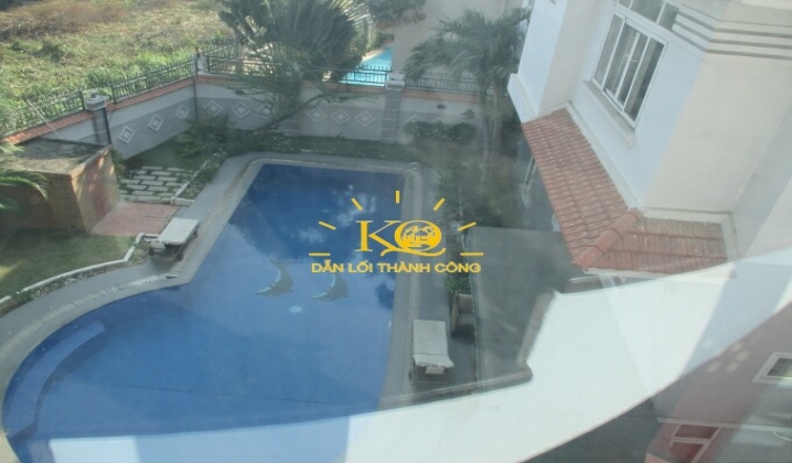 Hồ bơi rộng, sạch sẽ Hồ bơi rộng, sạch sẽc