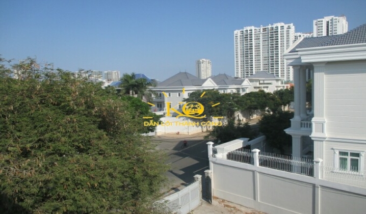 Quang cảnh xung quanh nhà đẹp Quang cảnh xung quanh nhà đẹp