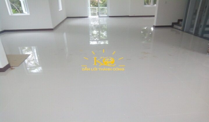 Không gian trong phòng thoáng mát Không gian trong phòng thoáng mát