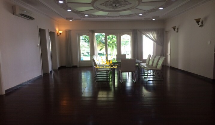 Diện tích bên trong nhà cho thuê rộng. Diện tích bên trong nhà cho thuê rộng.