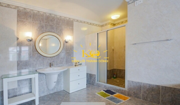 Khu vực nhà vệ sinh thiết kế tinh tế tạo độ sáng và hiện đại. Khu vực nhà vệ sinh thiết kế tinh tế tạo độ sáng và hiện đại.