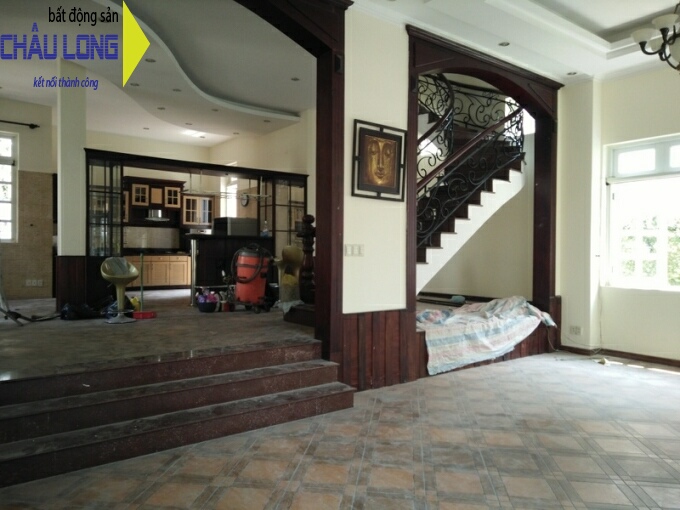 Nhà cho thuê nhìn từ ngoài Nhà cho thuê nhìn từ ngoài