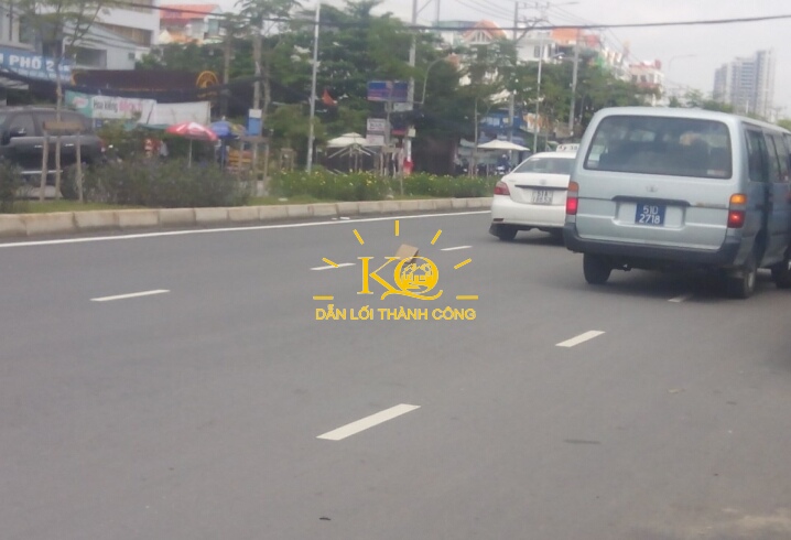 Đường trước nhà rộng, thoáng. Đường trước nhà rộng, thoáng.