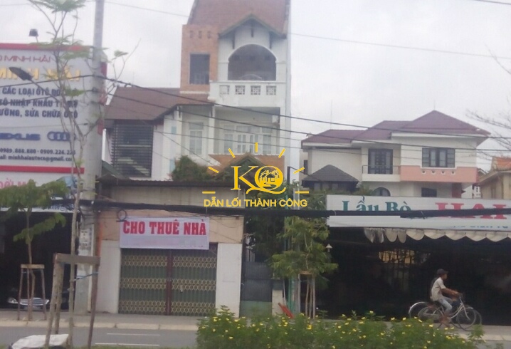 Nhà cho thuê 1 trệt 3 lầu. Nhà cho thuê 1 trệt 3 lầu.