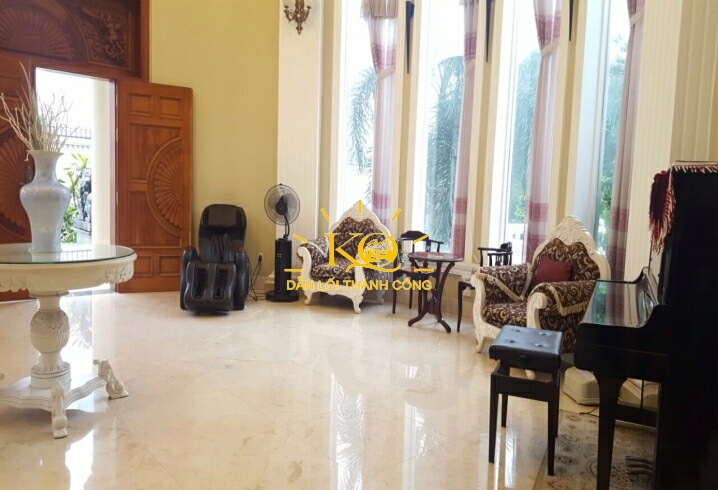 Không gian phòng khách rộng, ánh sáng tự nhiên. Không gian phòng khách rộng, ánh sáng tự nhiên.