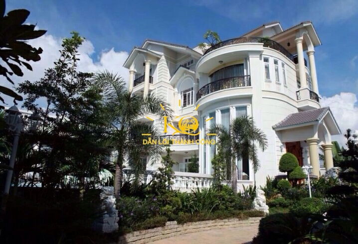 Nhà cho thuê cho thiết kế hiện đại, sang trọng. Nhà cho thuê cho thiết kế hiện đại, sang trọng.