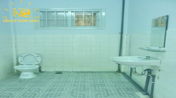 đường Cách Mạng Tháng 8 đường Cách Mạng Tháng 8