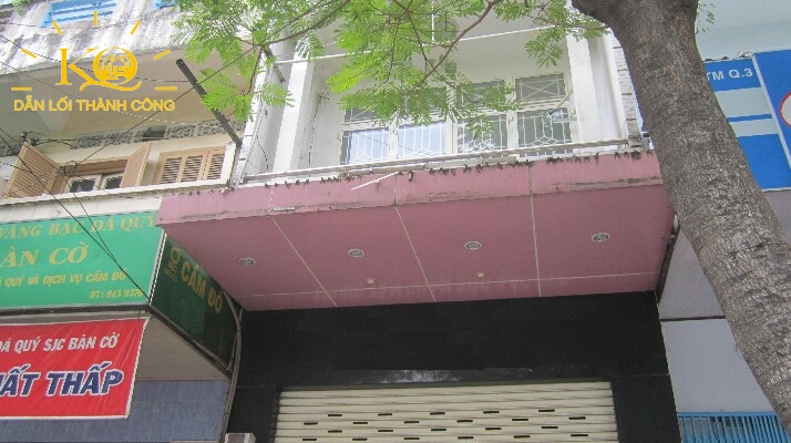 nhìn từ phía trước nhìn từ phía trước