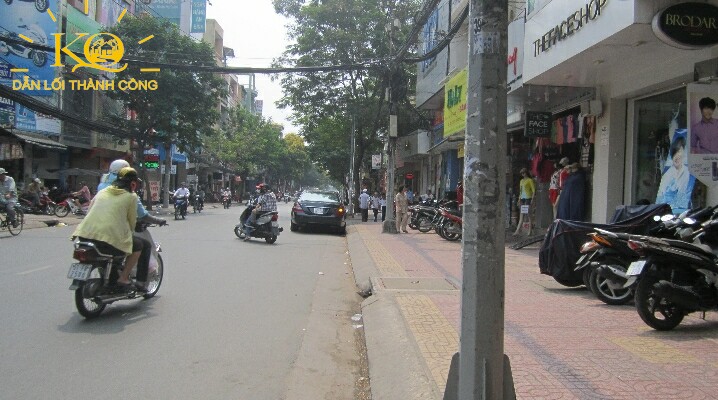 đường rộng đường rộng