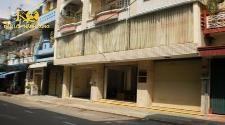 mặt tiền mặt tiền