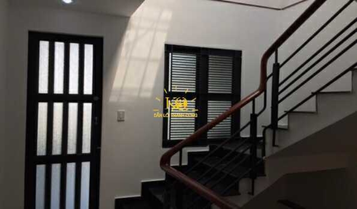 Cầu thang trong nhà Cầu thang trong nhà