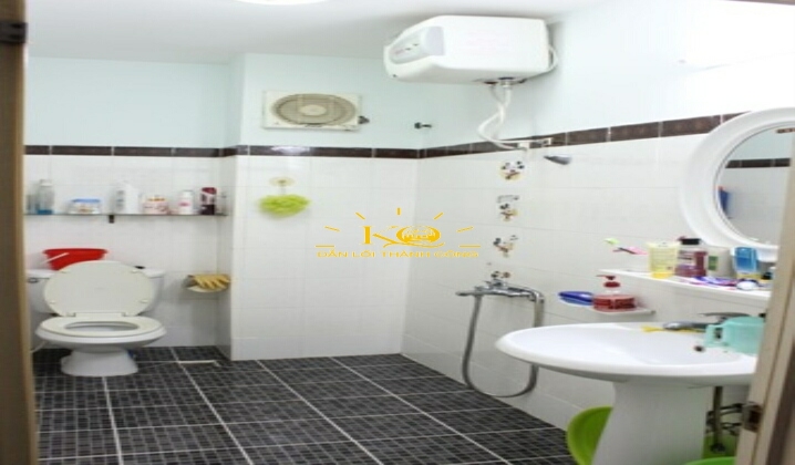 Nhà vệ sinh sạch sẽ Nhà vệ sinh sạch sẽ