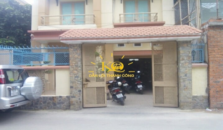 Không gian quanh nhà Không gian quanh nhà