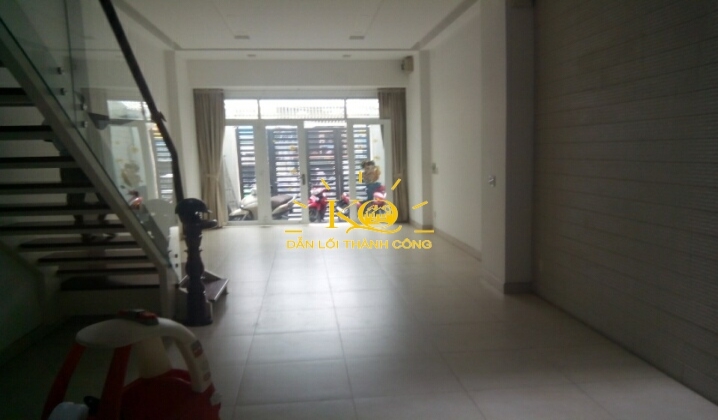 Tầng trệt Tầng trệt