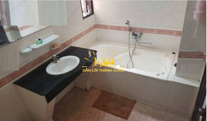 Nhà vệ sinh Nhà vệ sinh