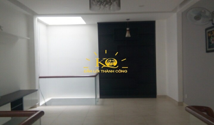 Không gian tầng lầu Không gian tầng lầu