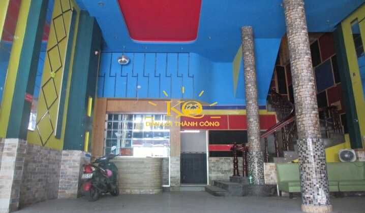 Không gian trong nhà tại tầng trệt Không gian trong nhà tại tầng trệt