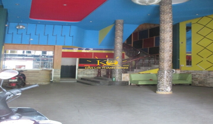 Tầng trệt nhà cho thuê Tầng trệt nhà cho thuê