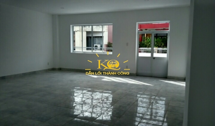 Diện tích trống lầu 1 Diện tích trống lầu 1