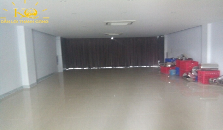 Không gian trống, vuông vức Không gian trống, vuông vức