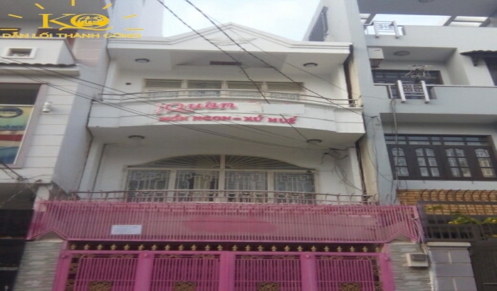 Mặt trước nhà Mặt trước nhà