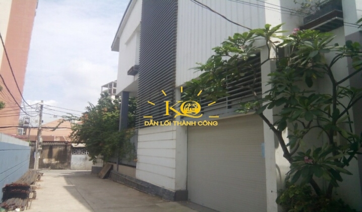 Không gian quanh nhà Không gian quanh nhà