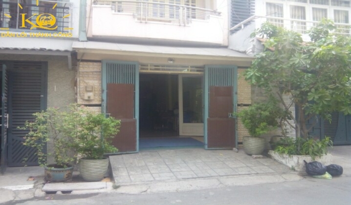 Phía trước nhà rộng, thoáng Phía trước nhà rộng, thoáng