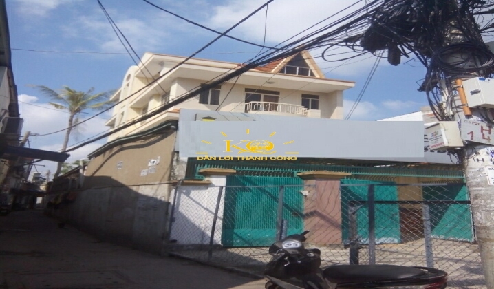 Không gian quanh nhà Không gian quanh nhà