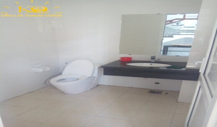 Nhà vệ sinh sạch sẽ Nhà vệ sinh sạch sẽ