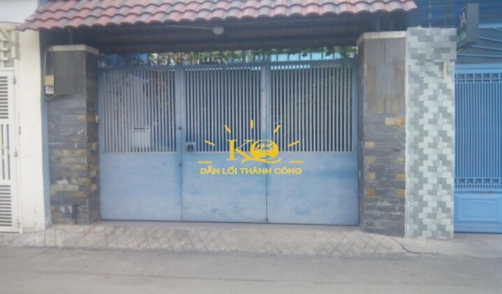 Mặt trước nhà Mặt trước nhà