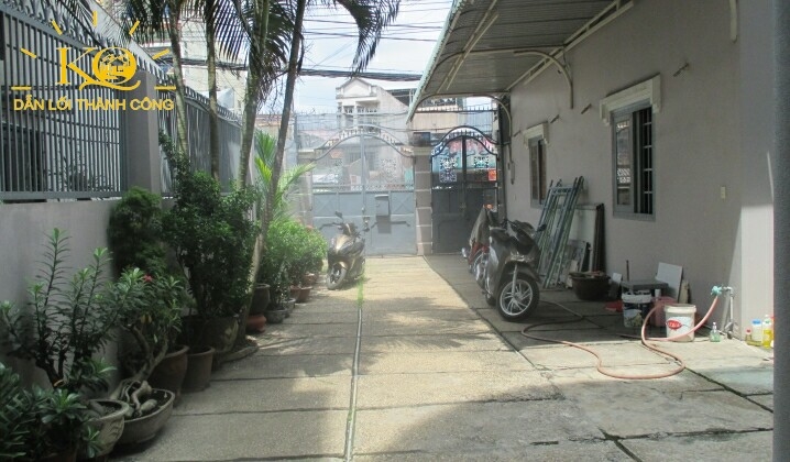 Bên hông nhà cho thuê Bên hông nhà cho thuê