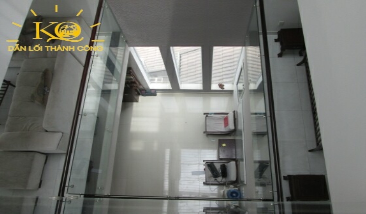 Diện tích tầng trệt. Diện tích tầng trệt.