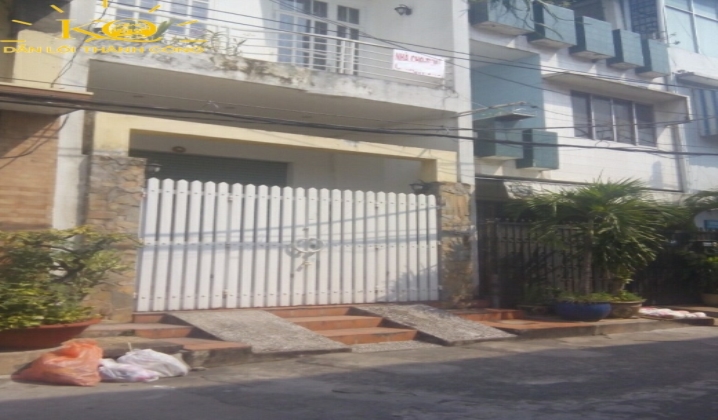 Không gian quanh nhà Không gian quanh nhà