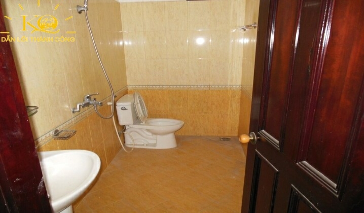 Nhà vệ sinh Nhà vệ sinh