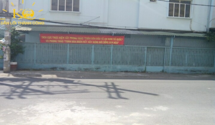 Không gian quanh nhà thông thoáng Không gian quanh nhà thông thoáng