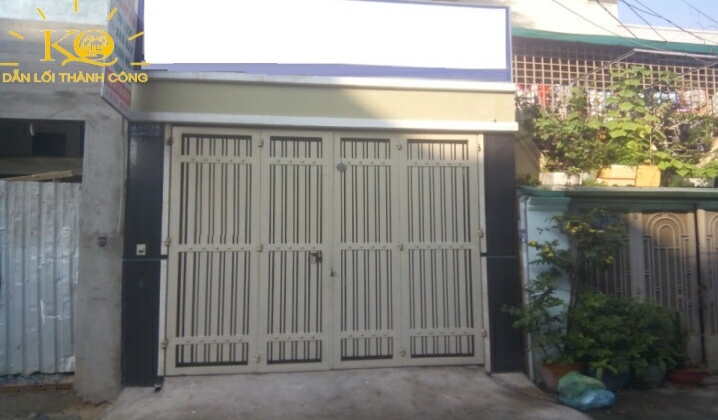 Khuôn viên trước nhà thông thoáng Khuôn viên trước nhà thông thoáng