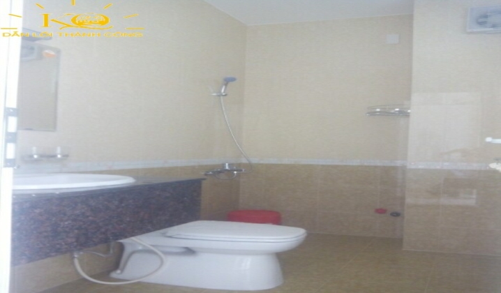 Nhà vệ sinh sạch sẽ Nhà vệ sinh sạch sẽ