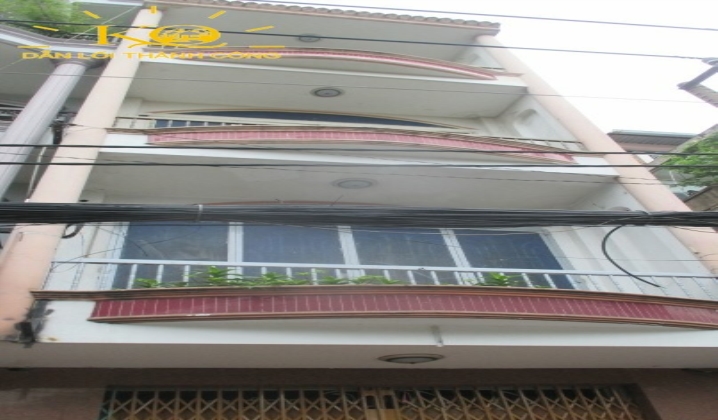 Nhìn từ bên ngoài thiết kế đẹp, sang trọng Nhìn từ bên ngoài thiết kế đẹp, sang trọng