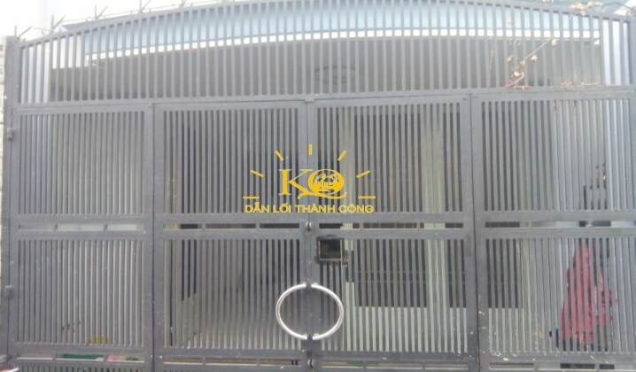 Cồng vào nhà chắc chắn Cồng vào nhà chắc chắn