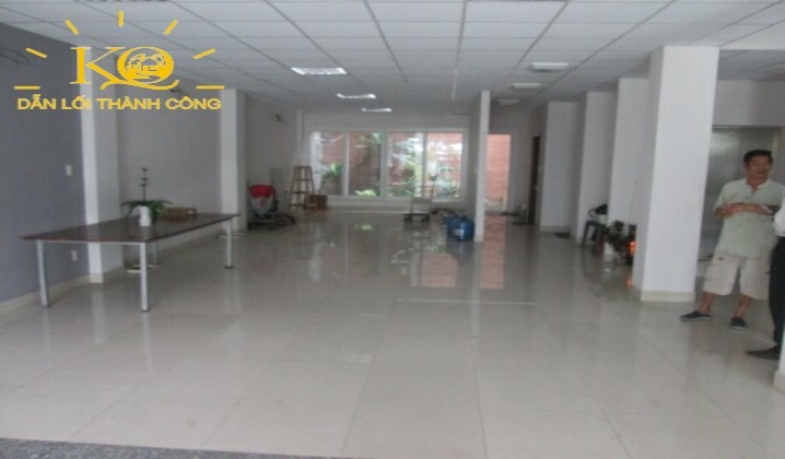 Nhà cho thuê có diện tích trống rộng thích hợp làm công ty. Nhà cho thuê có diện tích trống rộng thích hợp làm công ty.