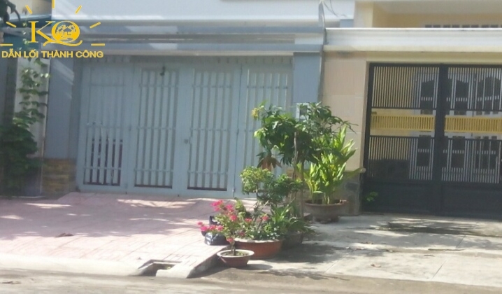 Không gian quanh nhà Không gian quanh nhà