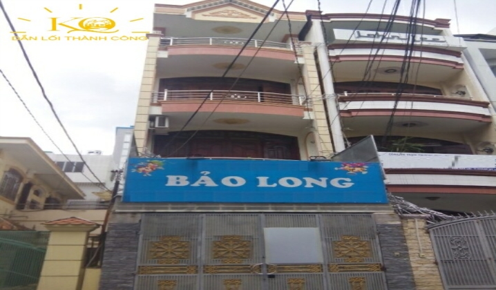 Nhìn từ bên ngoài thiết kế đẹp, sang trọng Nhìn từ bên ngoài thiết kế đẹp, sang trọng