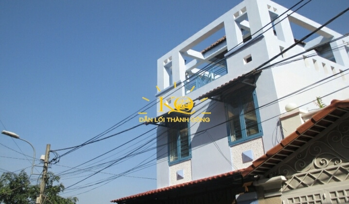 Mặt trước nhà Mặt trước nhà