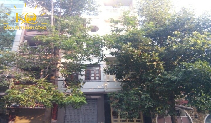 Nhìn từ bên ngoài thiết kế đẹp, Nhiều cây xanh Nhìn từ bên ngoài thiết kế đẹp, Nhiều cây xanh