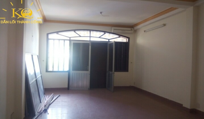 Không gian nhà rộng thoáng. Không gian nhà rộng thoáng.